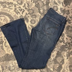 Joe’s Medium Blue Flare Jeans in size 29